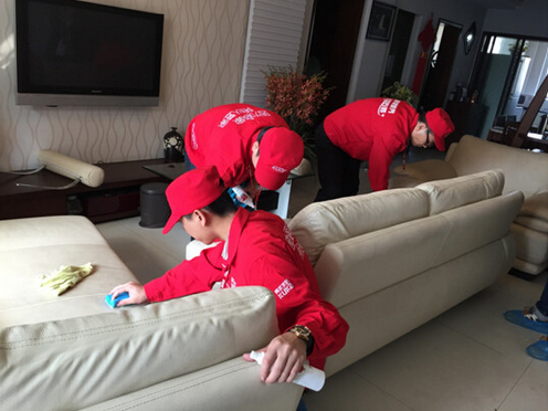 總裁親自上門免費(fèi)洗沙發(fā)？顧家打造暖的品牌理念.png
