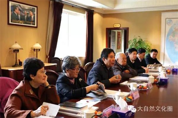 國務院參事團劉燕華一行蒞臨大自然家居參觀指導.jpg