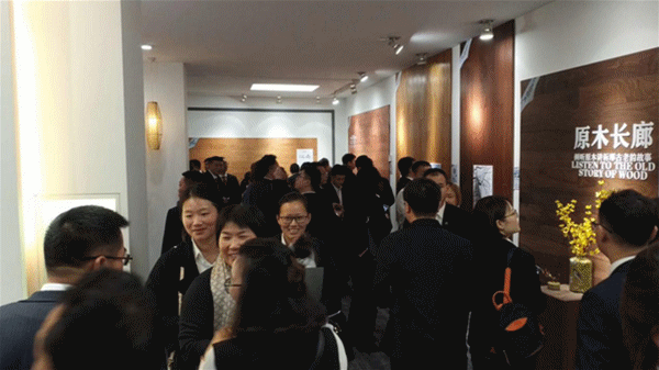 大自然野生原木地板開啟全系地暖時代，讓取暖變得流行起來